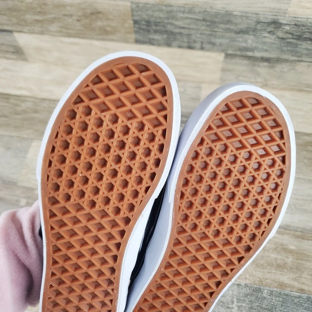 Vans Classic Womens Sz 5.5 Comfort Charcoal Round Toe Slip-On‎ Sneakers